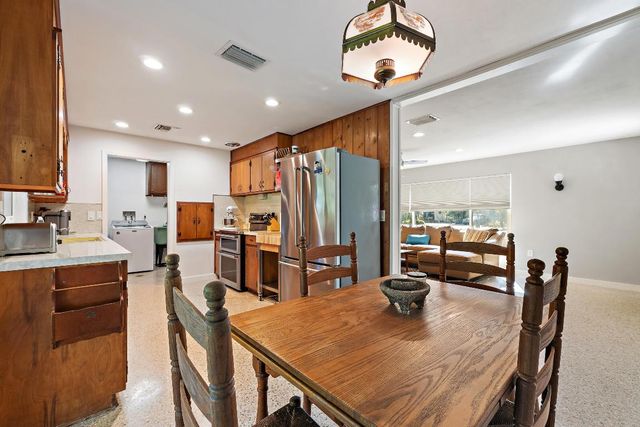 800 Anita Street S, Fort Pierce, FL 34982