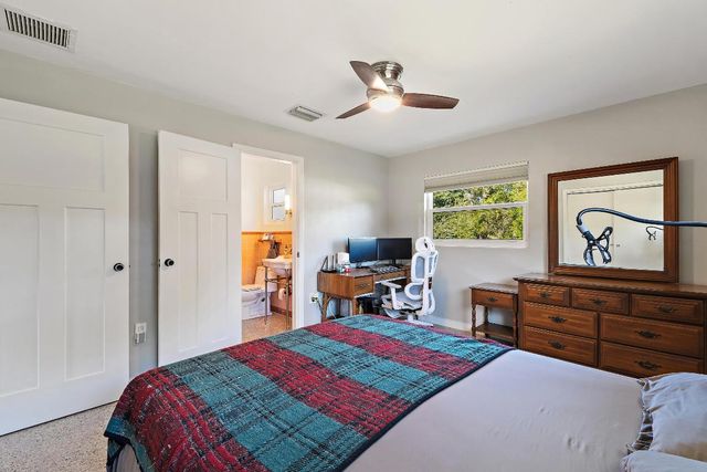 800 Anita Street S, Fort Pierce, FL 34982