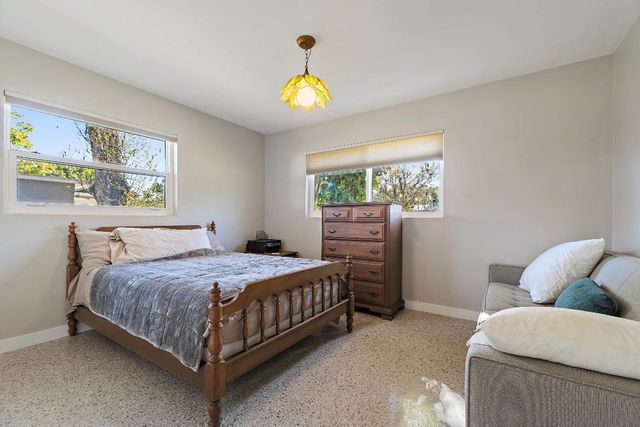 800 Anita Street S, Fort Pierce, FL 34982