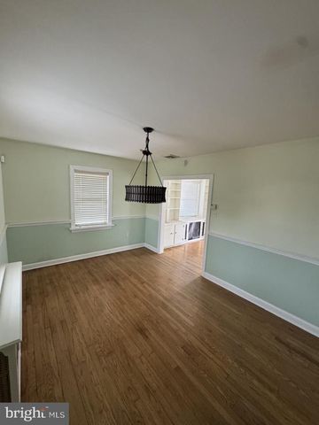 713 PHILLIPS AVE, Wilmington, DE 19809