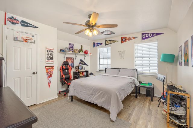 10887 Knollwood Dr, Tyler, TX 75703