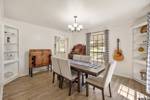 10887 Knollwood Dr, Tyler, TX 75703
