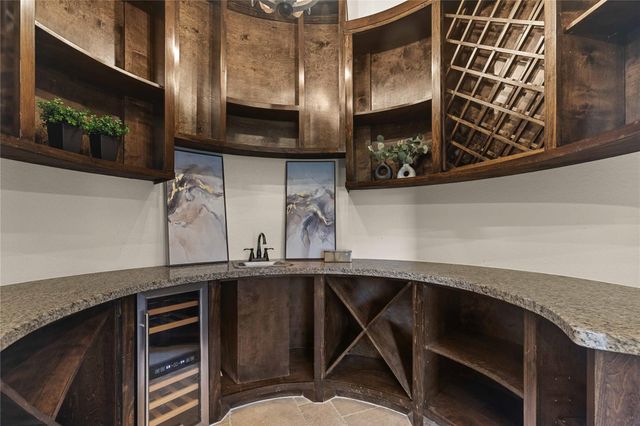 2419 Parrot Shell Lane, Richmond, TX 77406