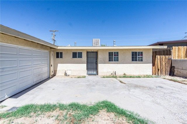 25498 dayton ave, Barstow, CA 92311