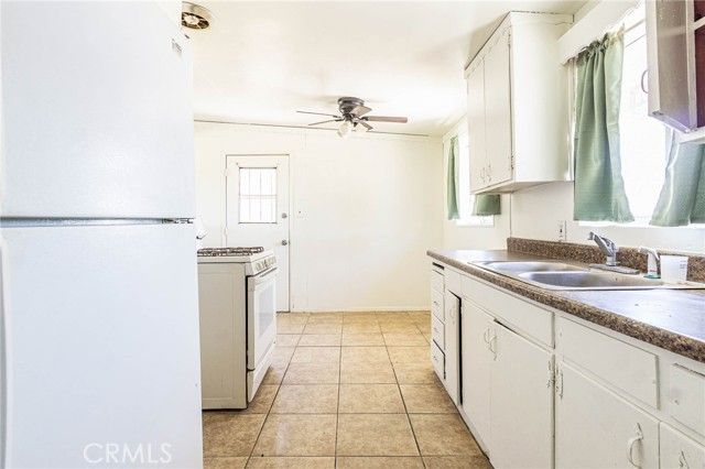 25498 dayton ave, Barstow, CA 92311