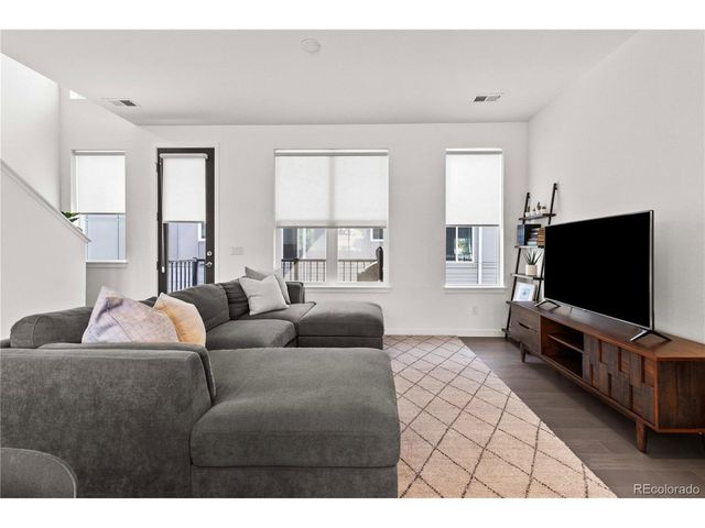 8711 E Hampden Ave 13, Denver, CO 80231