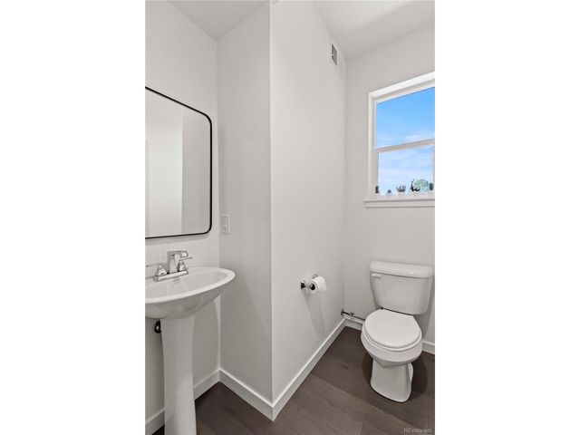 8711 E Hampden Ave 13, Denver, CO 80231