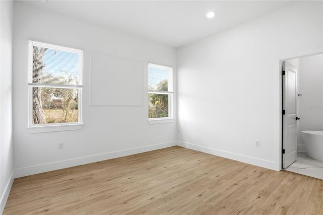 5241 JOURNAL AVENUE, Orlando, FL 32810