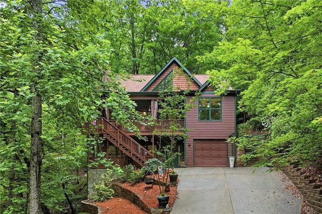210 Morse Elm Loop, Waleska, GA 30183