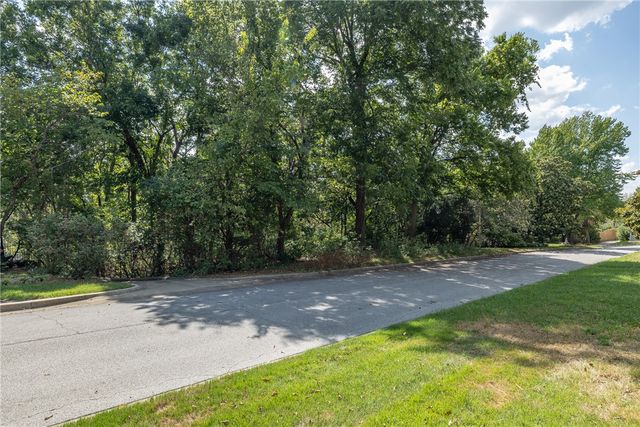Lot 4, W Mt. Nord Street, Fayetteville, AR 72703