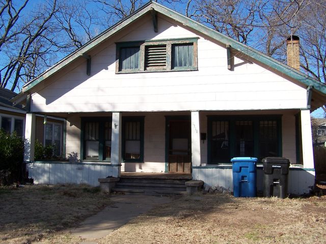 1311 W Woodard Street, Denison, TX 75020
