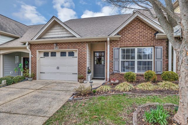 102 Westview Dr, Spring Hill, TN 37174