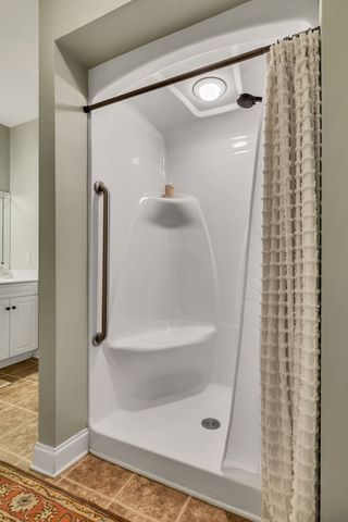 102 Westview Dr, Spring Hill, TN 37174