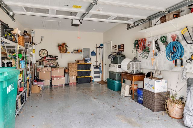 102 Westview Dr, Spring Hill, TN 37174