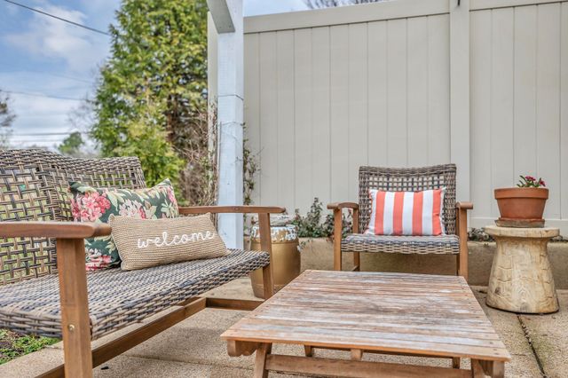 102 Westview Dr, Spring Hill, TN 37174