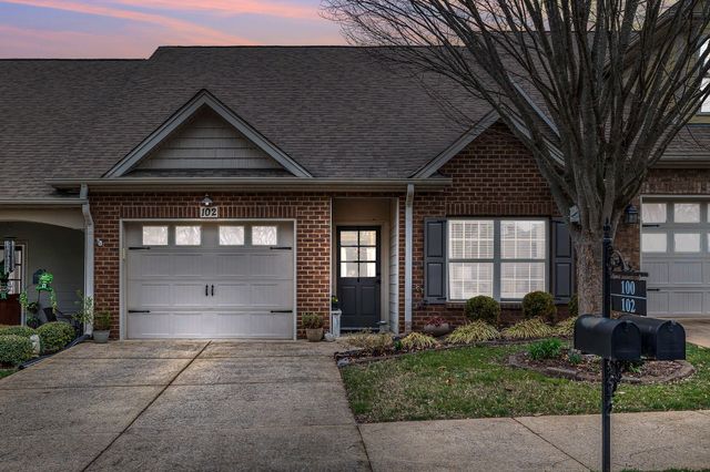 102 Westview Dr, Spring Hill, TN 37174