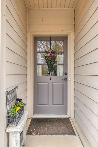 102 Westview Dr, Spring Hill, TN 37174