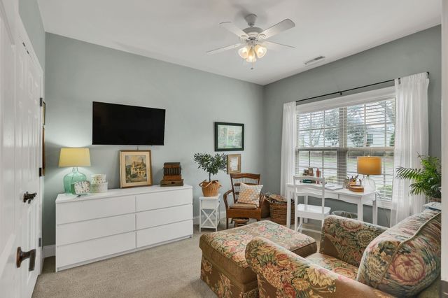 102 Westview Dr, Spring Hill, TN 37174