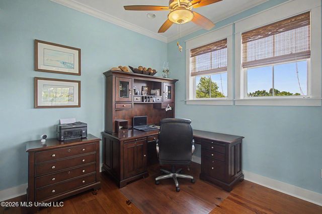 142 Fifth Avenue, Pass Christian, MS 39571
