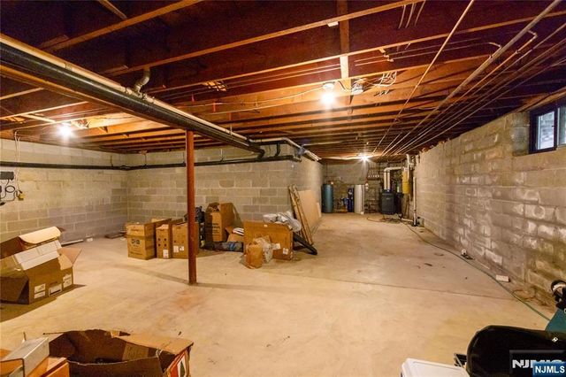 81 Crescent Avenue, Mahwah, NJ 07430