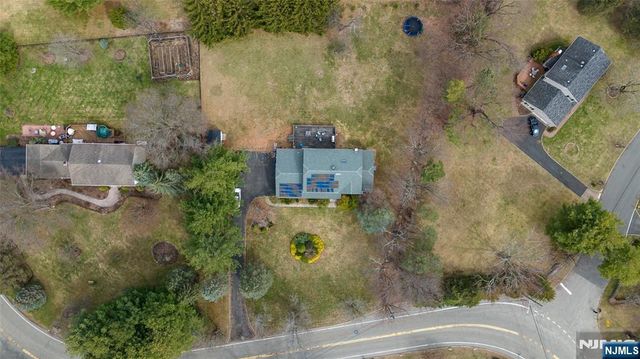 81 Crescent Avenue, Mahwah, NJ 07430