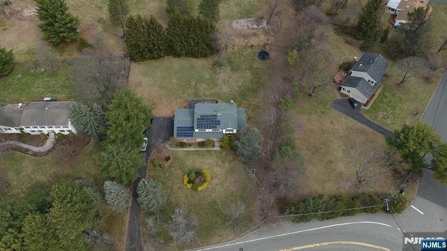 81 Crescent Avenue, Mahwah, NJ 07430