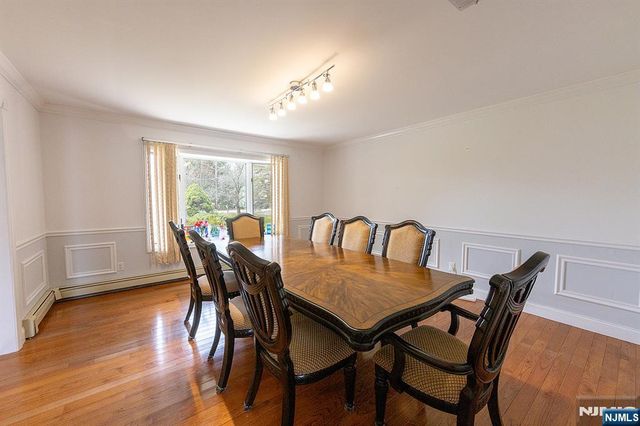 81 Crescent Avenue, Mahwah, NJ 07430