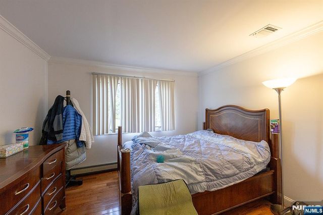 81 Crescent Avenue, Mahwah, NJ 07430