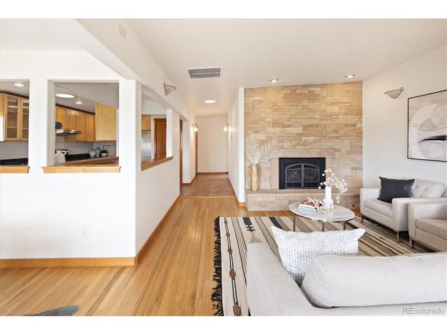 1835 S Milwaukee St, Denver, CO 80210