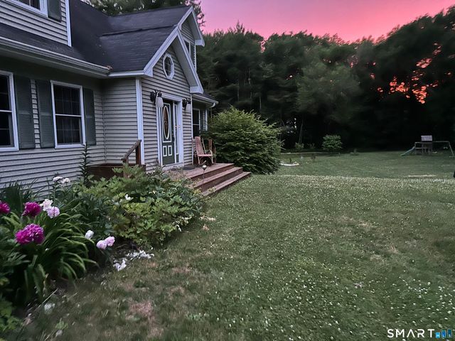 21 Thompson Road, Franklin, CT 06254