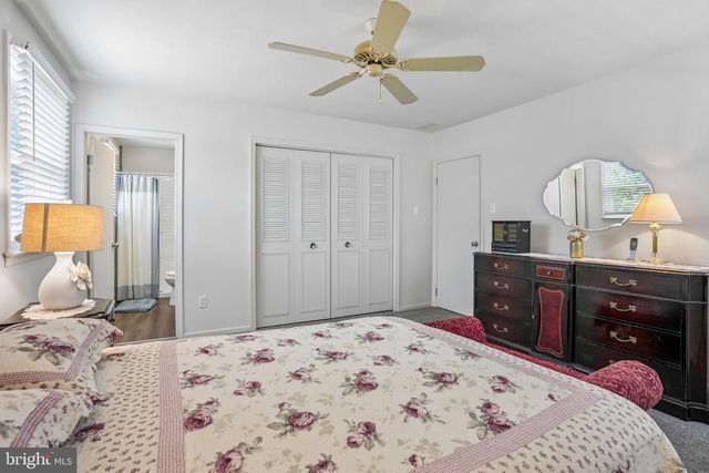 6 WOODLAND AVE, Medford, NJ 08055