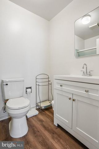6 WOODLAND AVE, Medford, NJ 08055