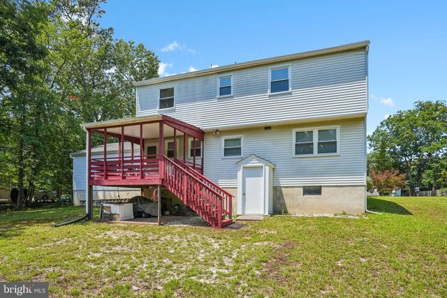 6 WOODLAND AVE, Medford, NJ 08055