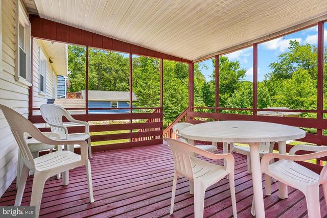 6 WOODLAND AVE, Medford, NJ 08055