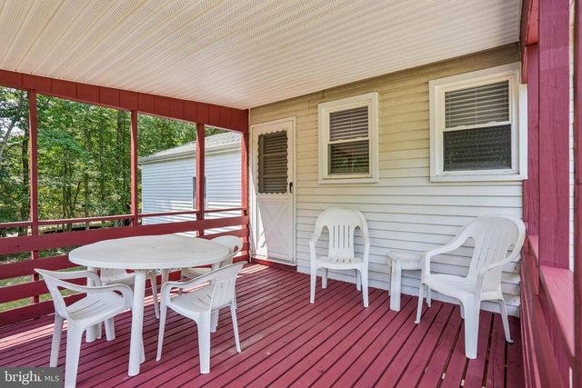 6 WOODLAND AVE, Medford, NJ 08055