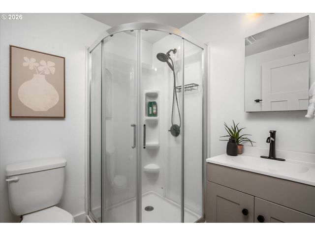 2740 LANCASTER St, West Linn, OR 97068