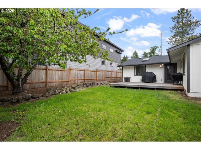 2740 LANCASTER St, West Linn, OR 97068