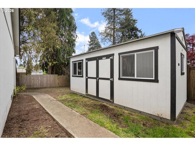 2740 LANCASTER St, West Linn, OR 97068