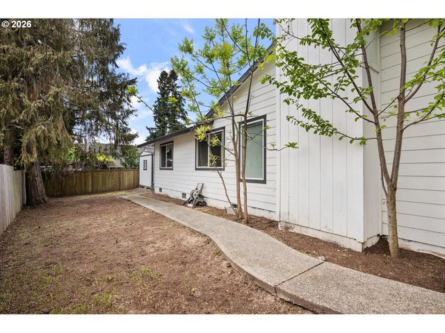 2740 LANCASTER St, West Linn, OR 97068