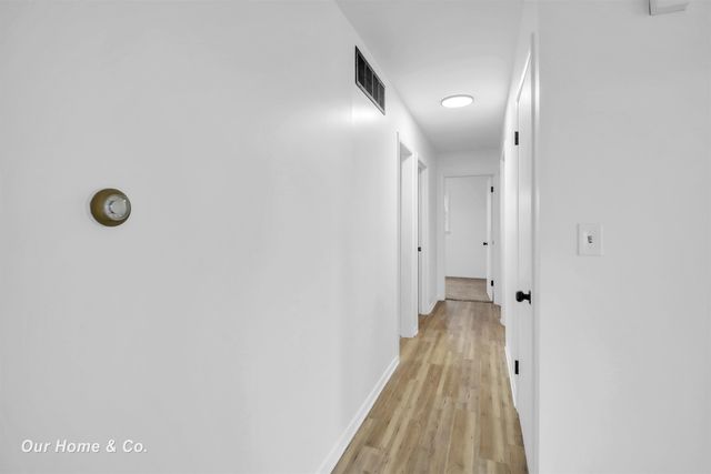 4637 S Gregory Street, Buena Vista Twp, MI 48601