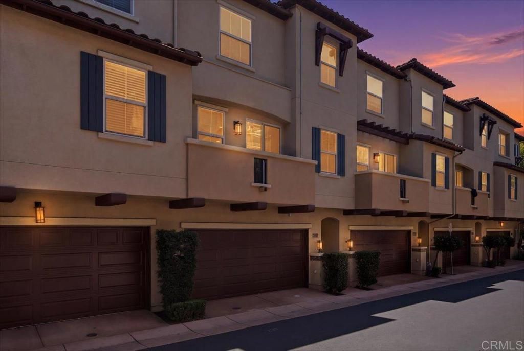 2118 Cosmo Way, San Marcos, CA 92078 — exterior