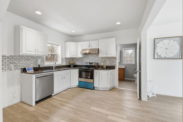 1317 John Street, Kalamazoo City, MI 49001