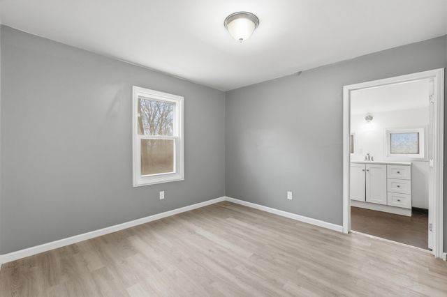 1317 John Street, Kalamazoo City, MI 49001