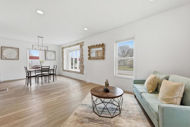 1317 John Street, Kalamazoo City, MI 49001