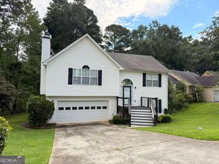 865 Stonebridge Park Circle, Lithonia, GA 30058