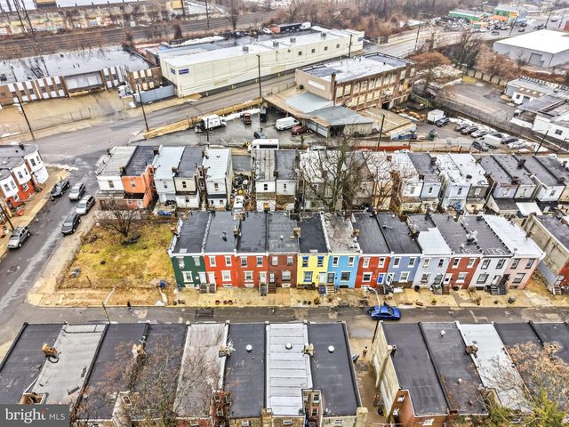 714 W RUSSELL ST, Philadelphia, PA 19140