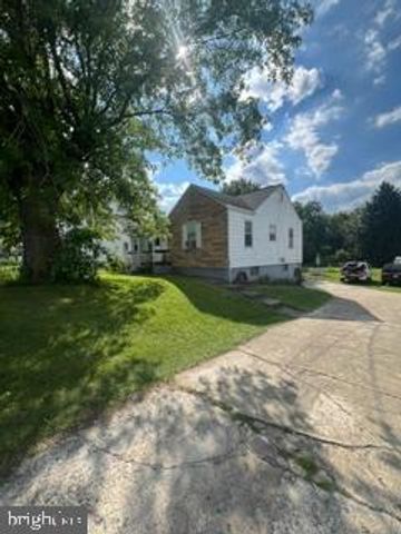 1338 WINCHESTER AVE, Martinsburg, WV 25405