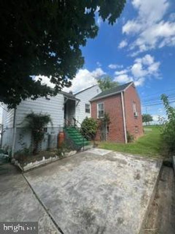1338 WINCHESTER AVE, Martinsburg, WV 25405
