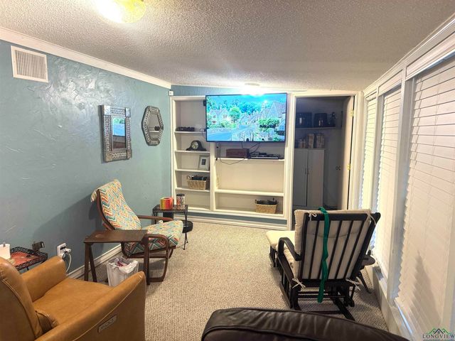 118 Skyline Dr, Longview, TX 75605