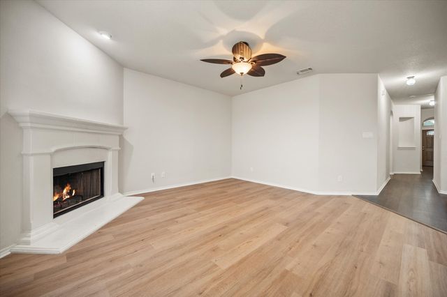 1449 Elkford Lane, Fort Worth, TX 76247